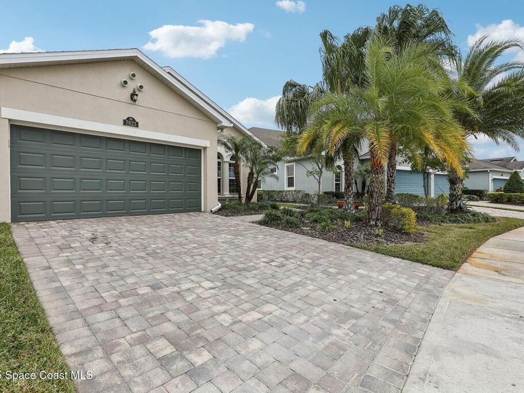 7823 Loren Cove Drive, Melbourne, FL 32940