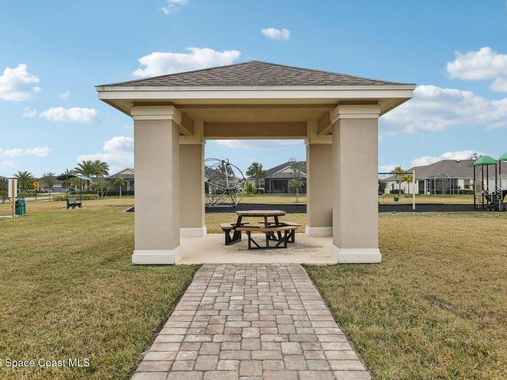 7823 Loren Cove Drive, Melbourne, FL 32940