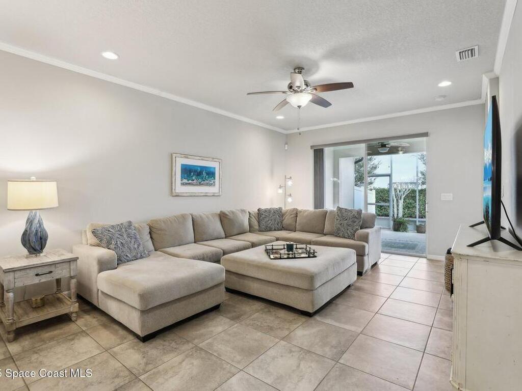 7823 Loren Cove Drive, Melbourne, FL 32940