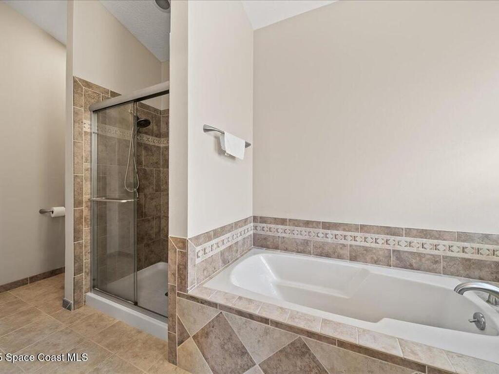 284 Hiawatha Way, Melbourne Beach, FL 32951