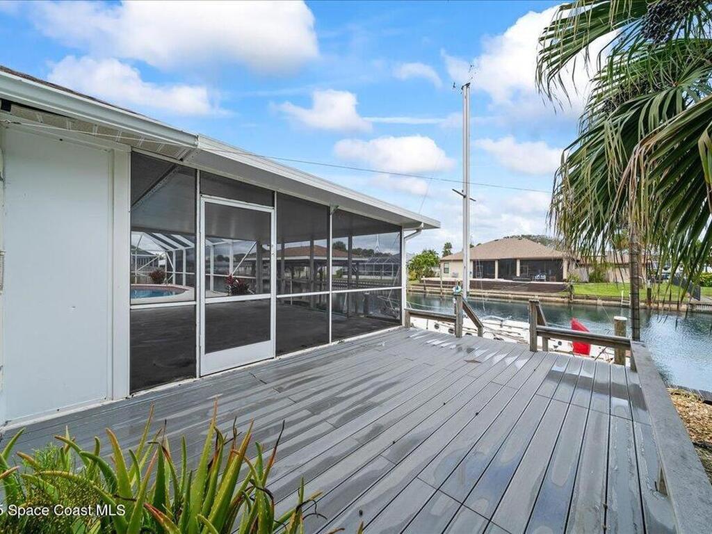 284 Hiawatha Way, Melbourne Beach, FL 32951