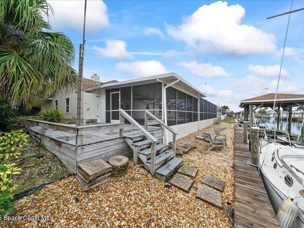 284 Hiawatha Way, Melbourne Beach, FL 32951