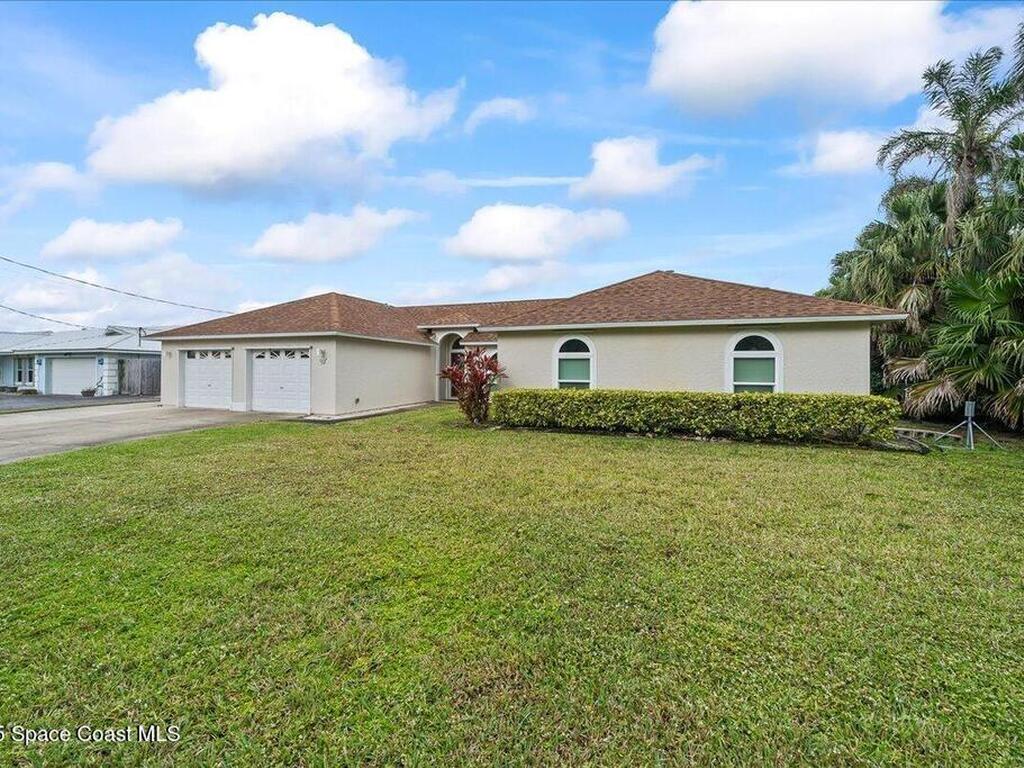 284 Hiawatha Way, Melbourne Beach, FL 32951