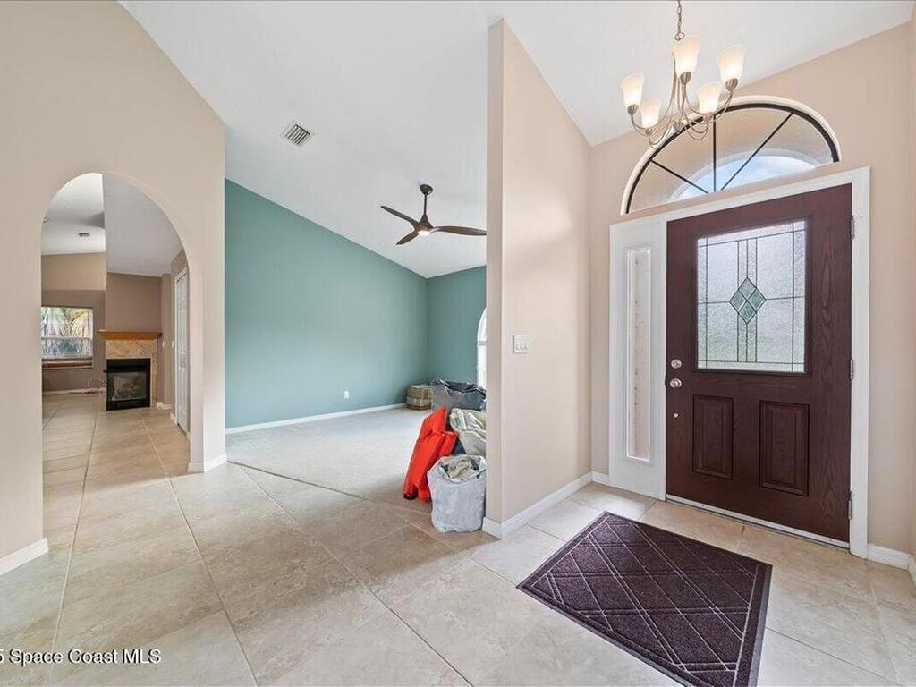 284 Hiawatha Way, Melbourne Beach, FL 32951