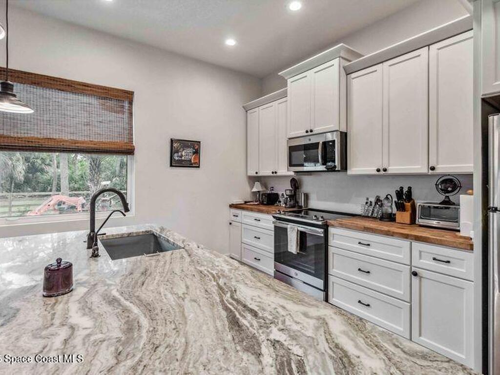 4620 Highway 1, Grant, FL 32949