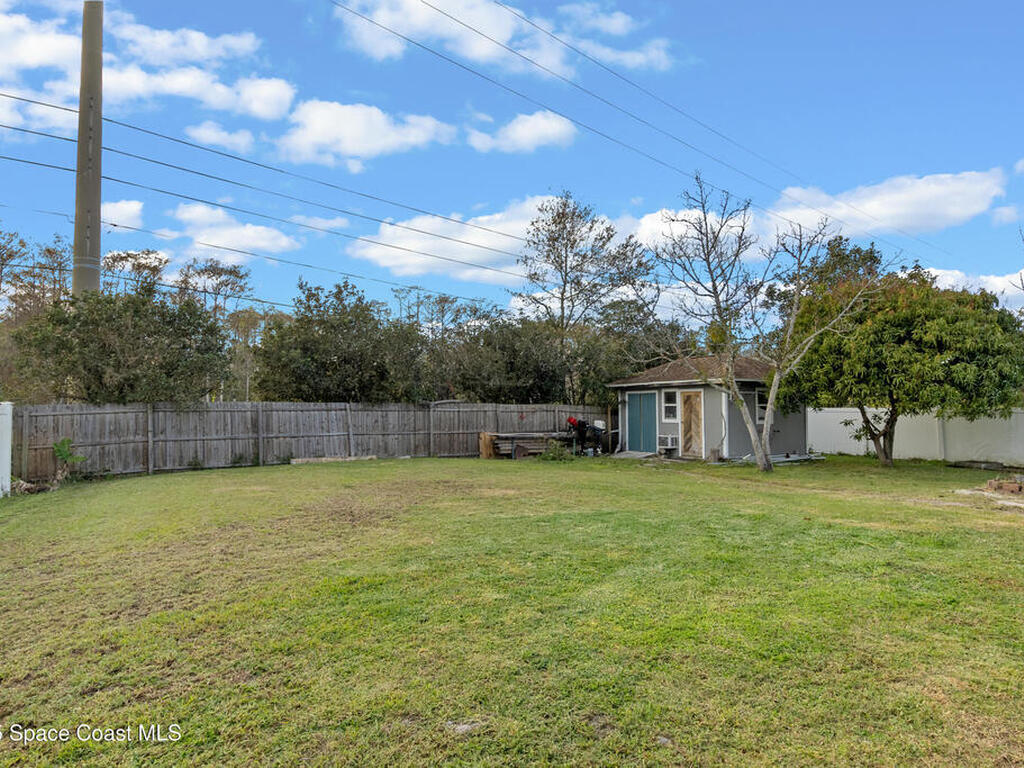 2908 Eldiente Way, Kissimmee, FL 34758