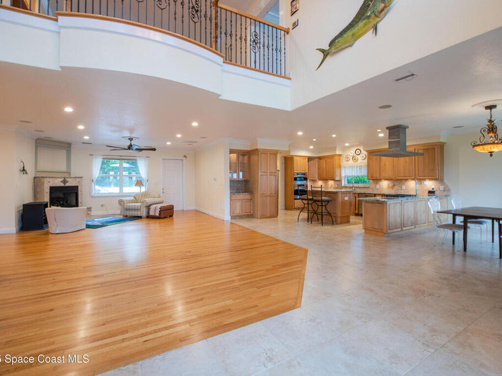 1613 N Indian River Drive, Cocoa, FL 32922