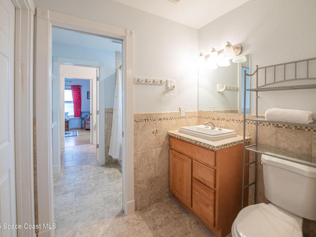 1613 N Indian River Drive, Cocoa, FL 32922