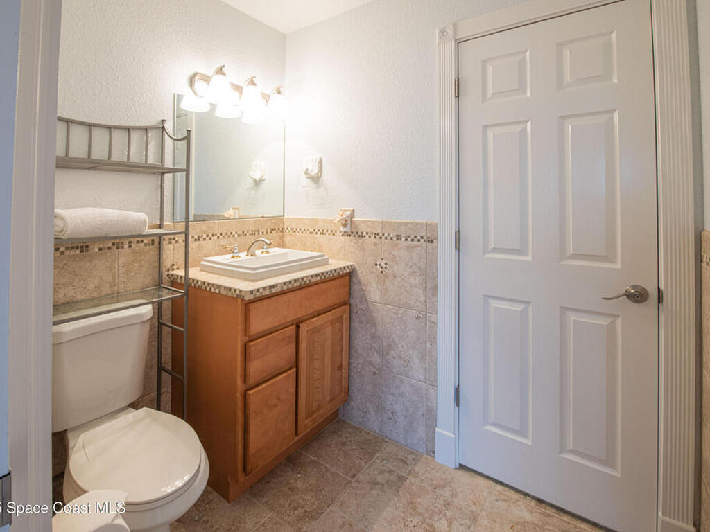 1613 N Indian River Drive, Cocoa, FL 32922