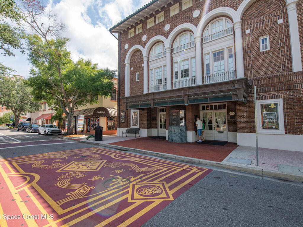 1613 N Indian River Drive, Cocoa, FL 32922