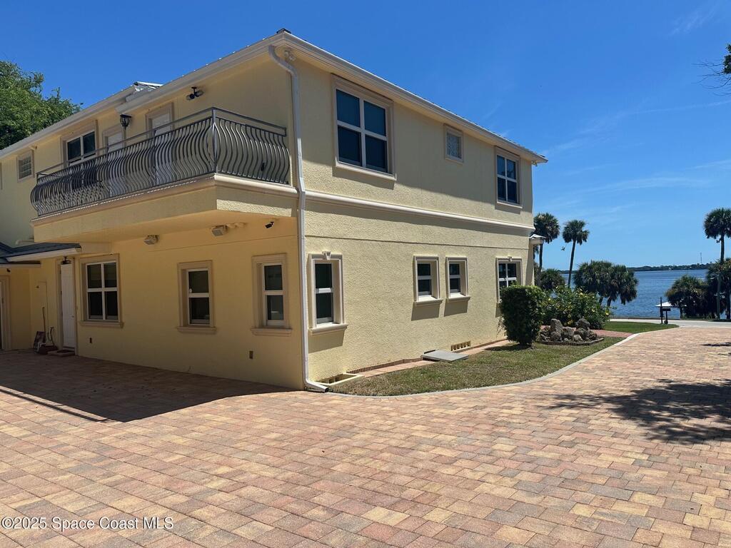 1613 N Indian River Drive, Cocoa, FL 32922