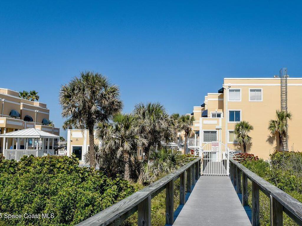 8600 Ridgewood Avenue, Cape Canaveral, FL 32920