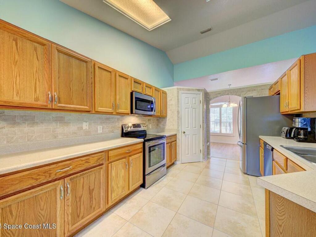 6175 Grissom Parkway, Cocoa, FL 32927