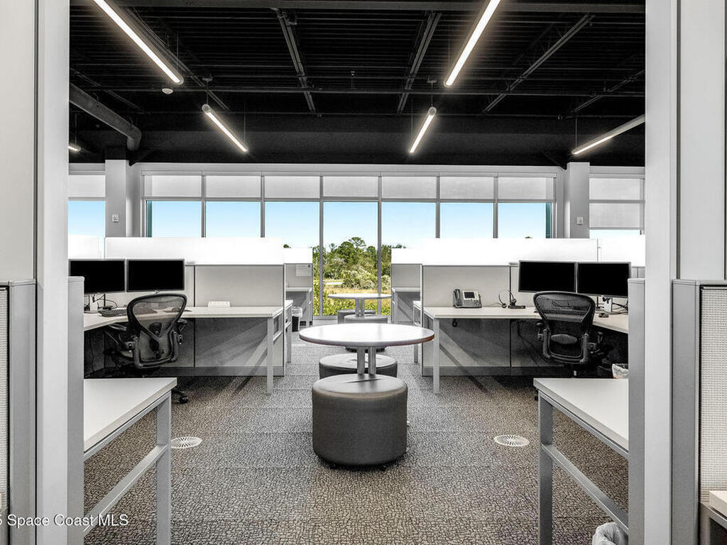 1050 Satcom Lane, Suntree, FL 32940