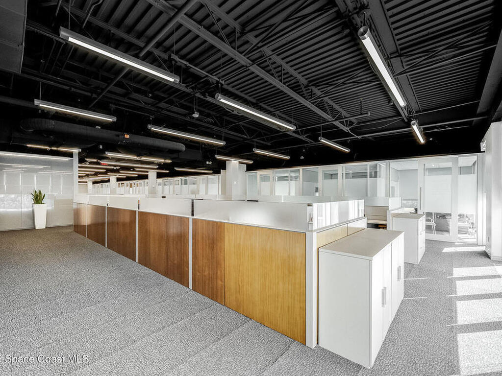 1050 Satcom Lane, Suntree, FL 32940