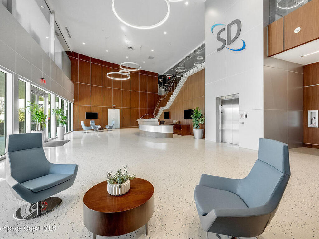 1050 Satcom Lane, Suntree, FL 32940