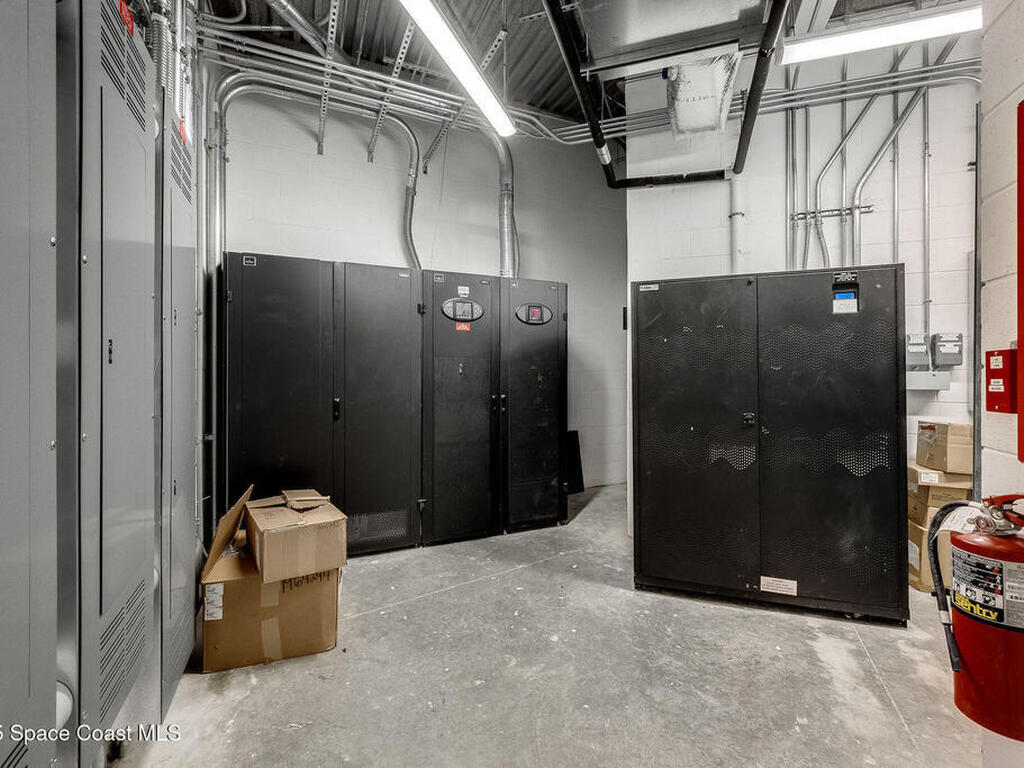 1050 Satcom Lane, Suntree, FL 32940