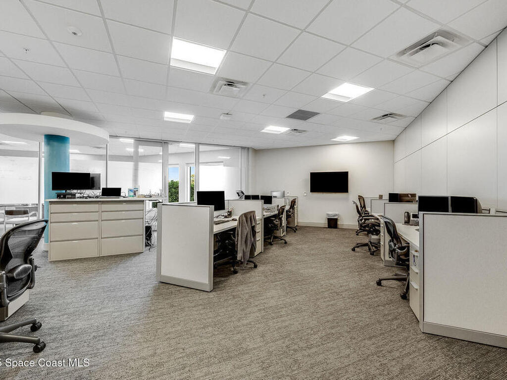 1050 Satcom Lane, Suntree, FL 32940