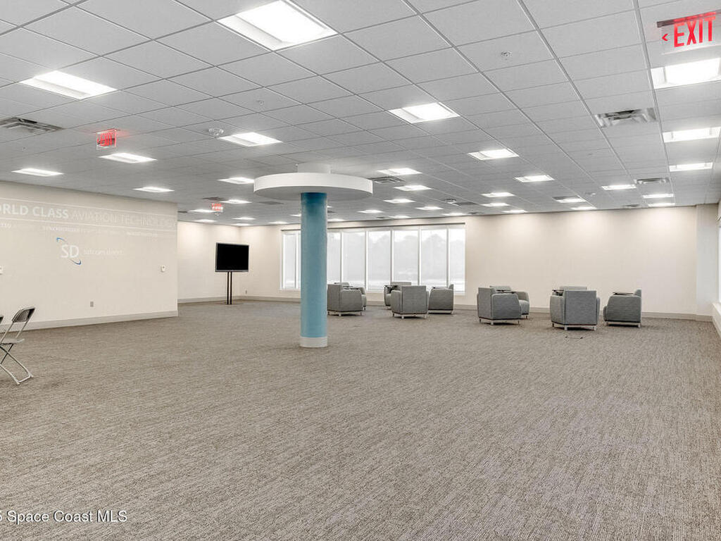 1050 Satcom Lane, Suntree, FL 32940