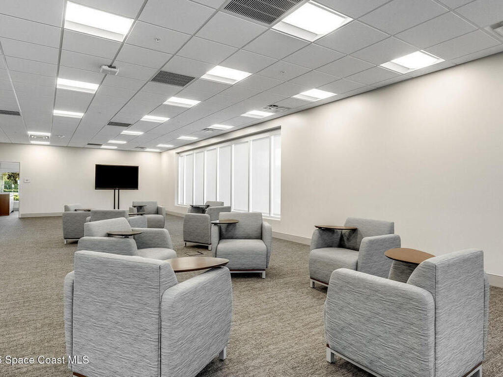 1050 Satcom Lane, Suntree, FL 32940