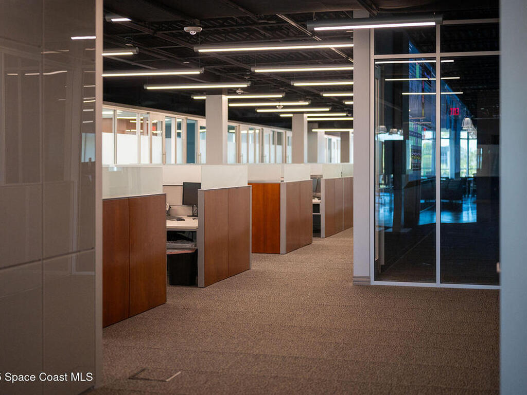 1050 Satcom Lane, Suntree, FL 32940