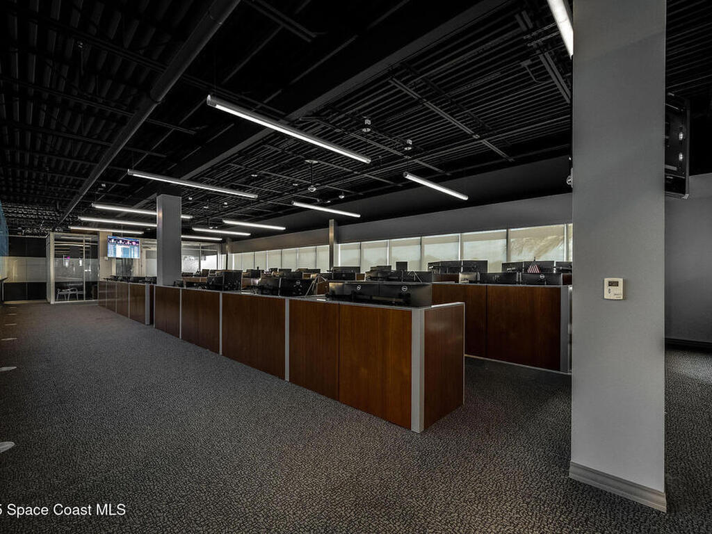 1050 Satcom Lane, Suntree, FL 32940