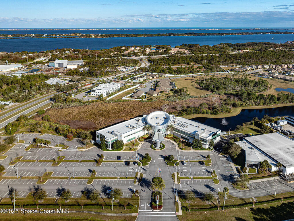 1050 Satcom Lane, Suntree, FL 32940