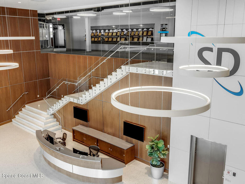 1050 Satcom Lane, Suntree, FL 32940