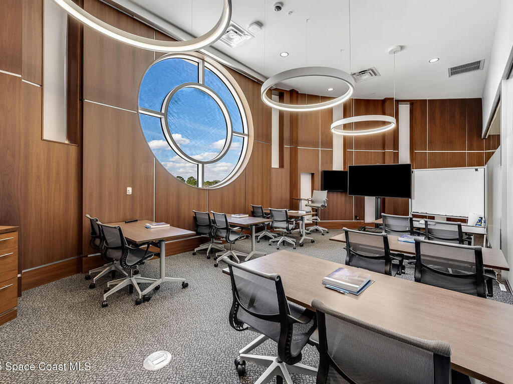 1050 Satcom Lane, Suntree, FL 32940