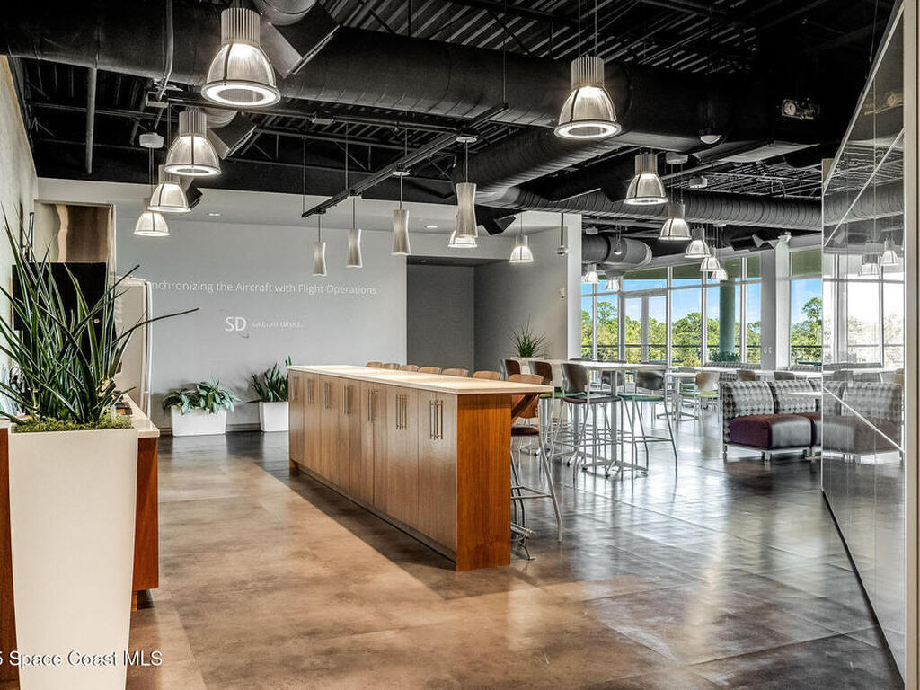 1050 Satcom Lane, Suntree, FL 32940