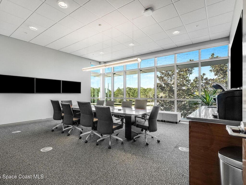 1050 Satcom Lane, Suntree, FL 32940