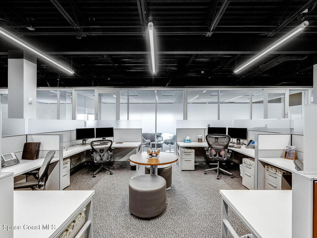 1050 Satcom Lane, Suntree, FL 32940