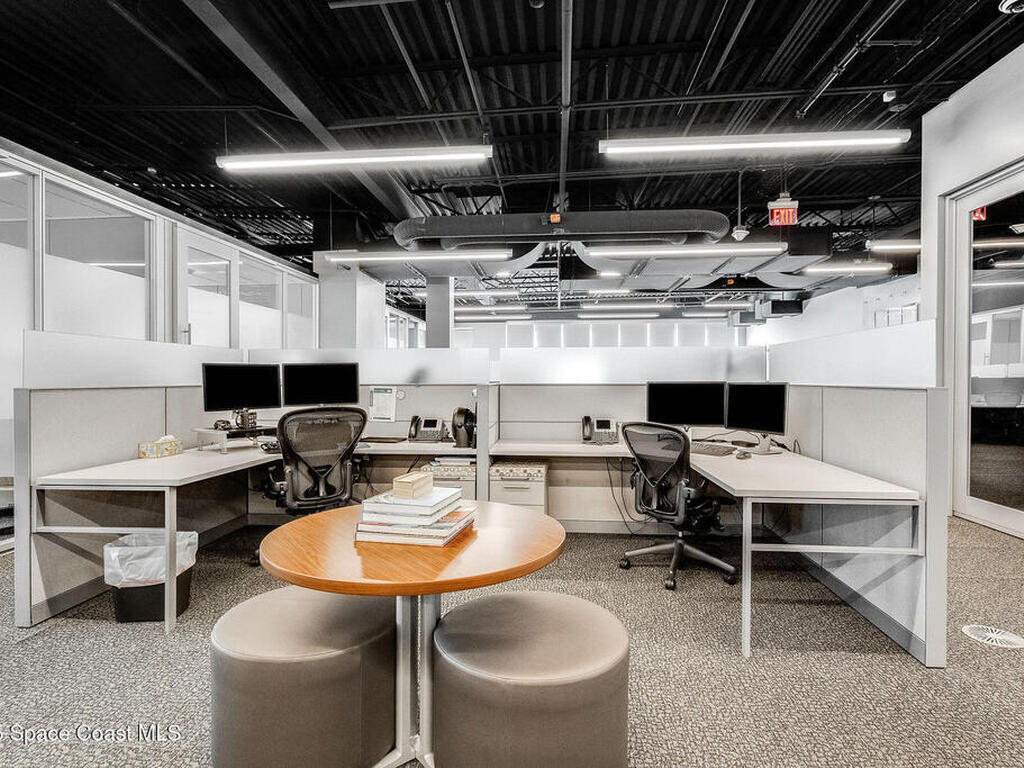 1050 Satcom Lane, Suntree, FL 32940