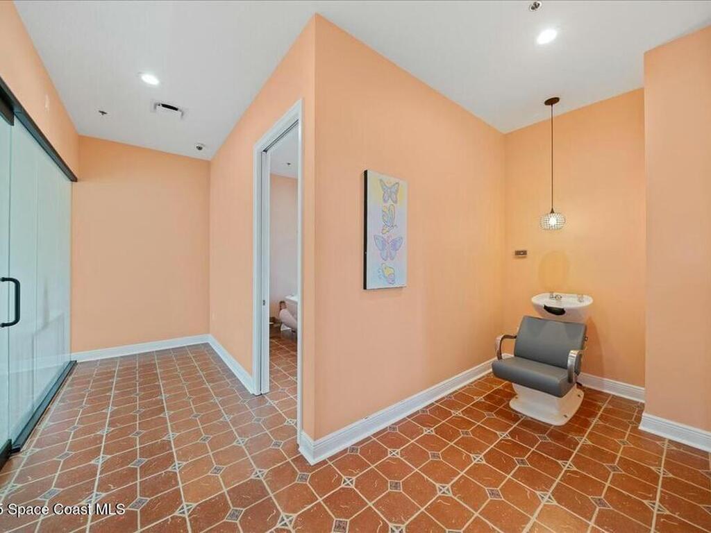 735 Pilot Lane, Merritt Island, FL 32952