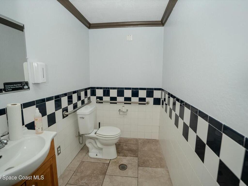 5999 N Courtenay Parkway, Merritt Island, FL 32953