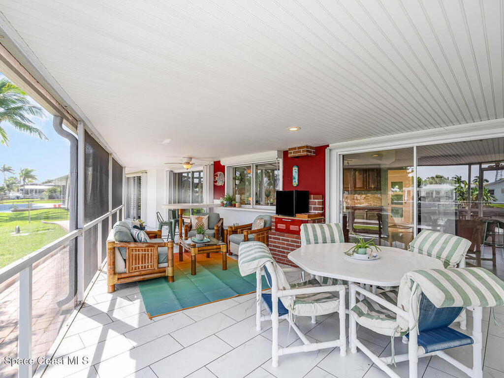 367 S Dorset Drive, Cocoa Beach, FL 32931