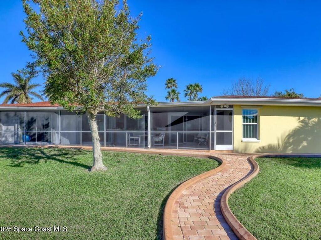 367 S Dorset Drive, Cocoa Beach, FL 32931