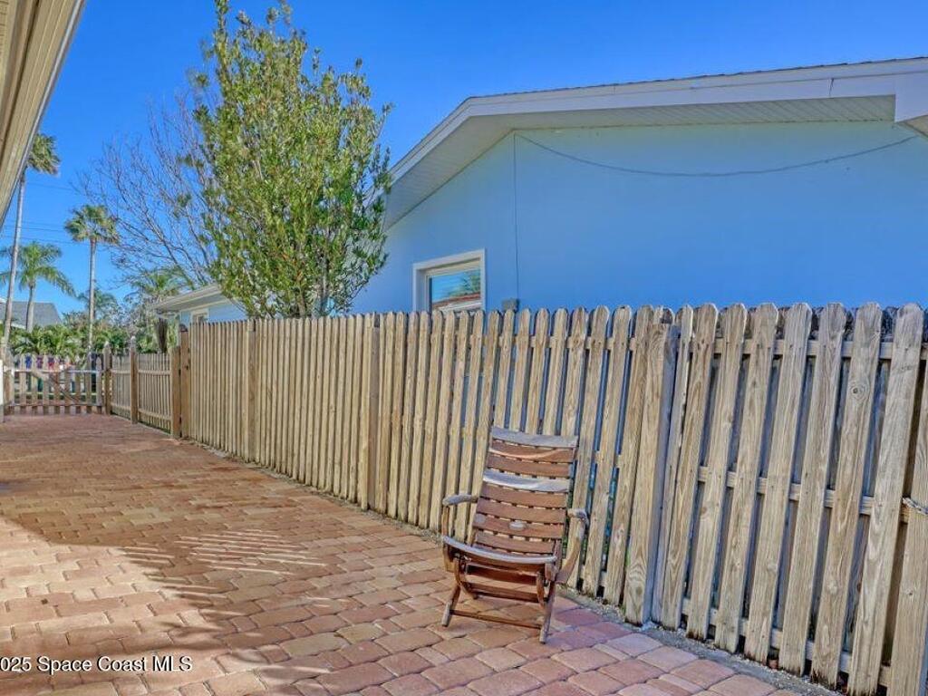 367 S Dorset Drive, Cocoa Beach, FL 32931