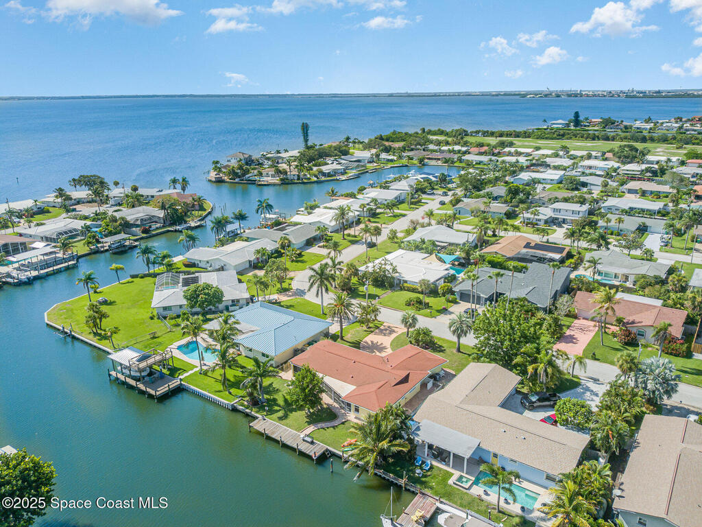 367 S Dorset Drive, Cocoa Beach, FL 32931