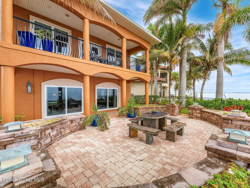 1755 Rochelle Parkway, Merritt Island, FL 32952