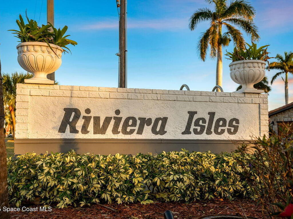 1755 Rochelle Parkway, Merritt Island, FL 32952