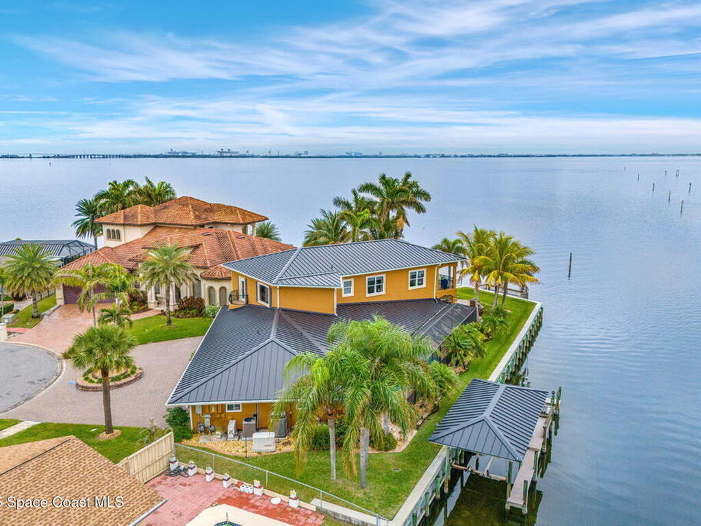 1755 Rochelle Parkway, Merritt Island, FL 32952