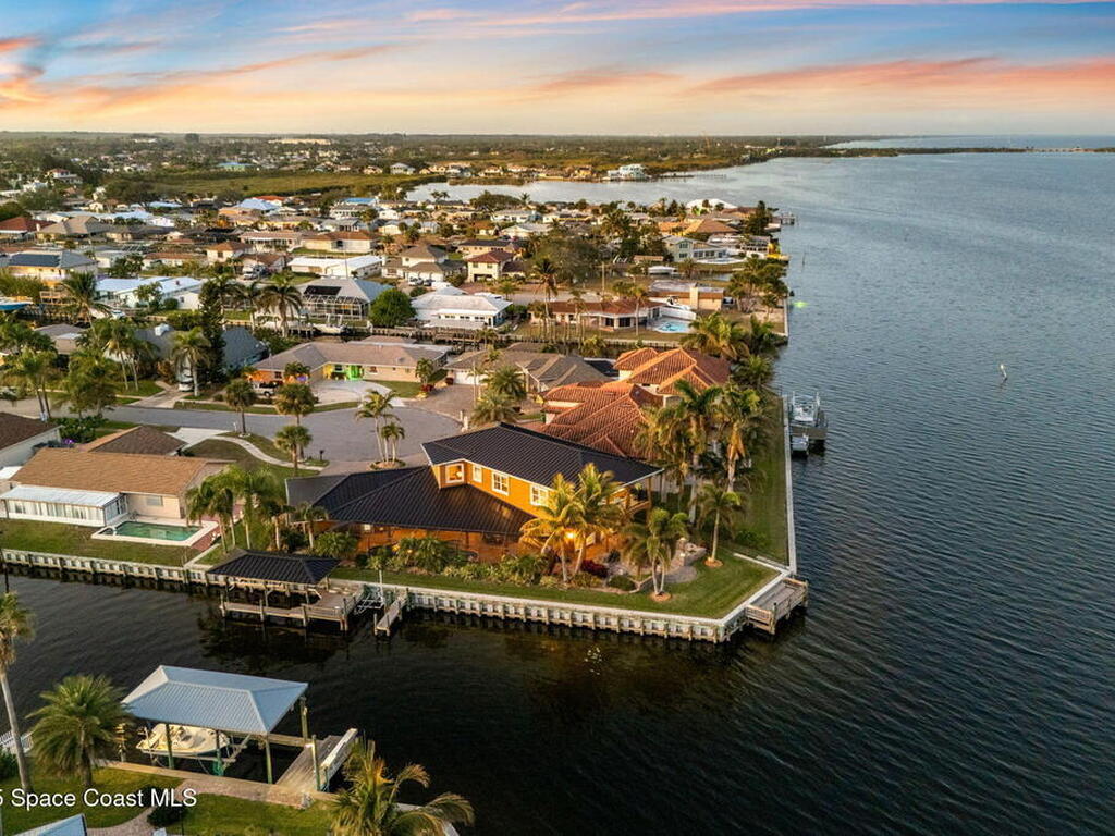 1755 Rochelle Parkway, Merritt Island, FL 32952