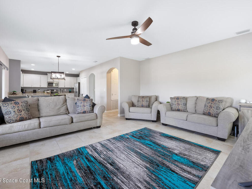 2347 Snapdragon Drive, Palm Bay, FL 32907