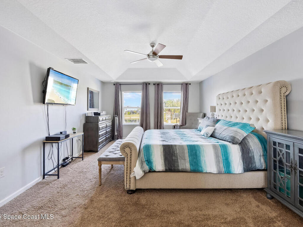 2347 Snapdragon Drive, Palm Bay, FL 32907