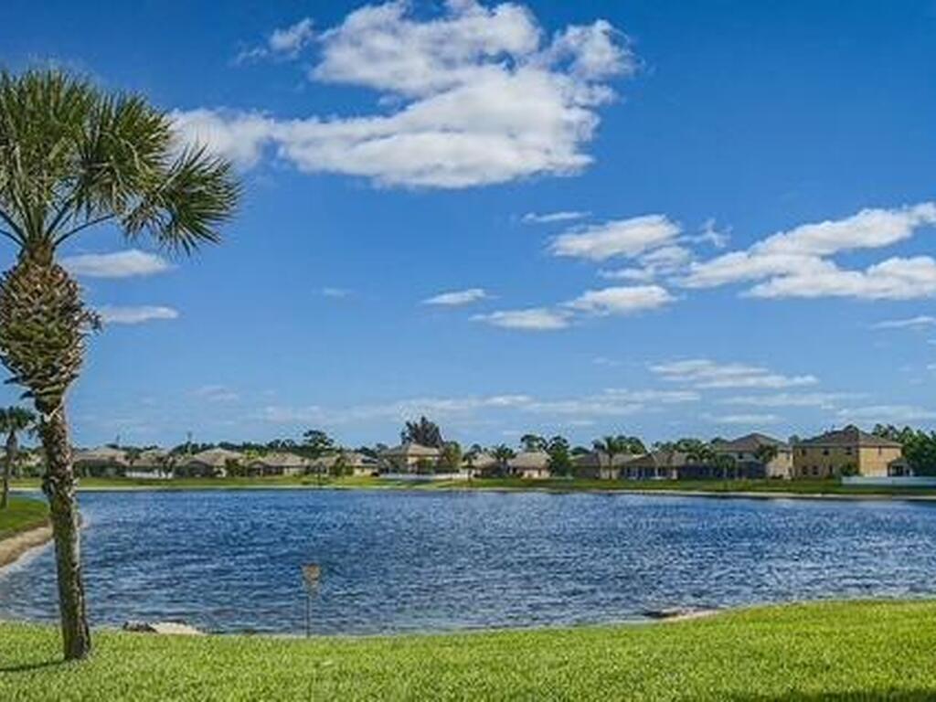 2347 Snapdragon Drive, Palm Bay, FL 32907