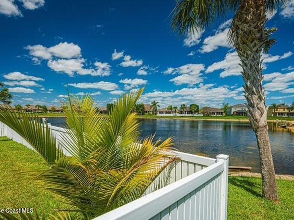 2347 Snapdragon Drive, Palm Bay, FL 32907