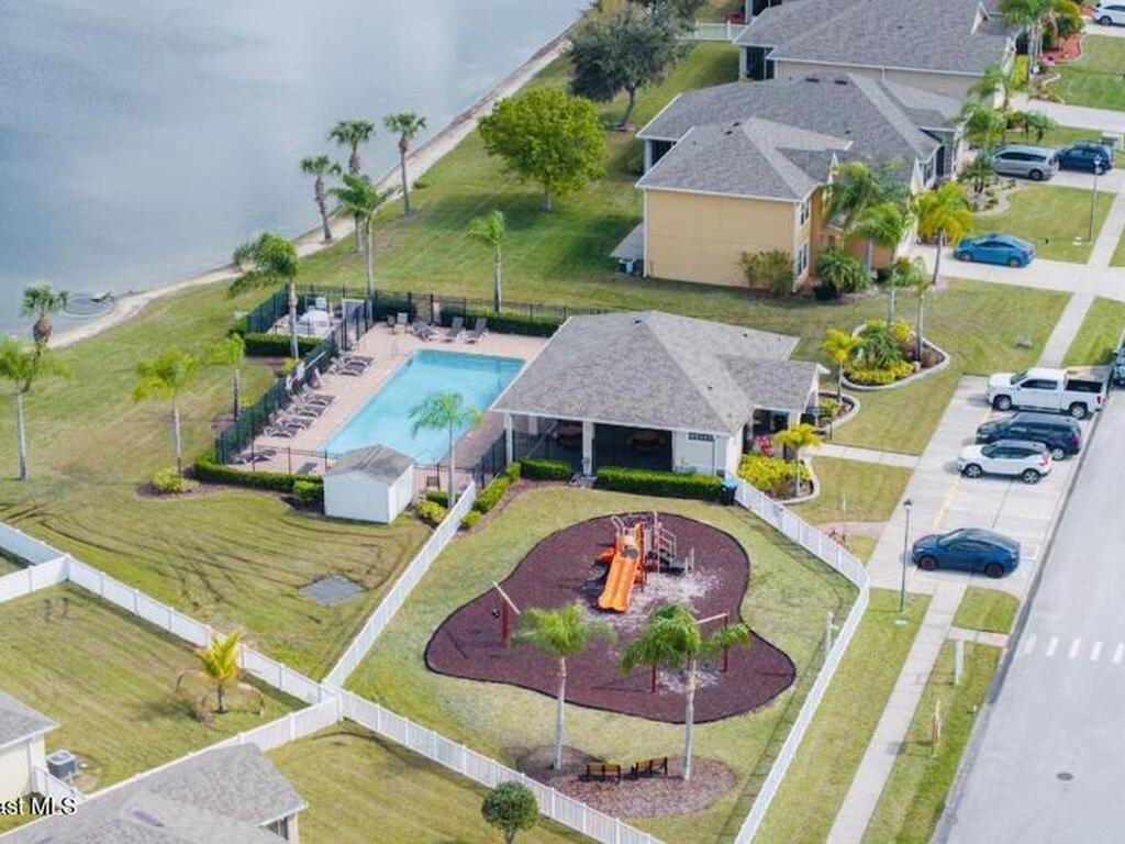 2347 Snapdragon Drive, Palm Bay, FL 32907