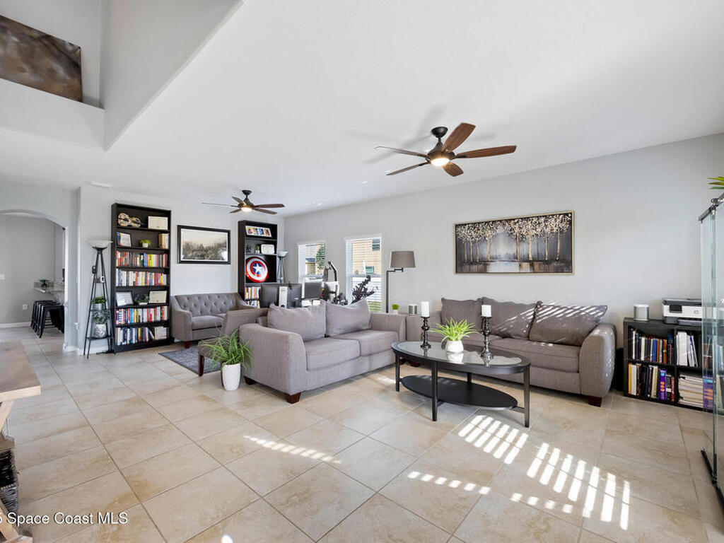 2347 Snapdragon Drive, Palm Bay, FL 32907