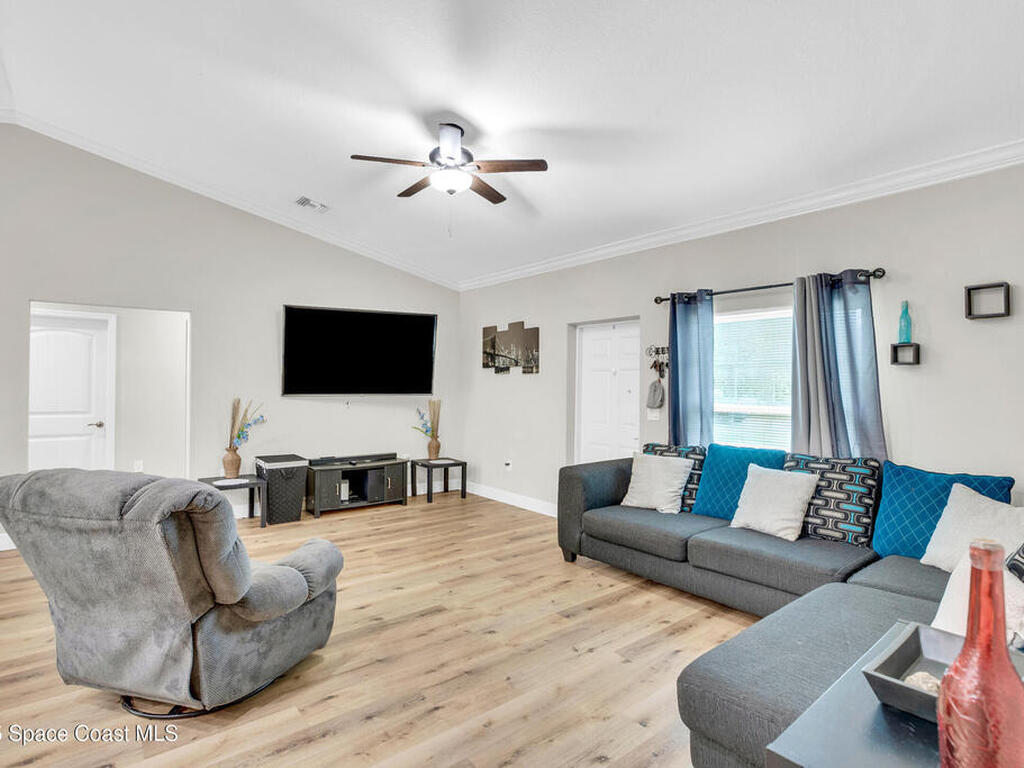 3671 NW 29th Avenue, Okeechobee, FL 34972